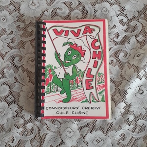 Vintage Chilean Cookbook – Viva Chile: Connoisseurs’ Creative Chile Cuisine by Jean B. Croft, 1979 Paperback
