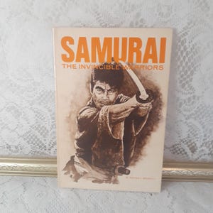 Vintage samurai book, Samurai The Invincible Warriors by Captain F Brinkley, 1975 paperback, Japanese history