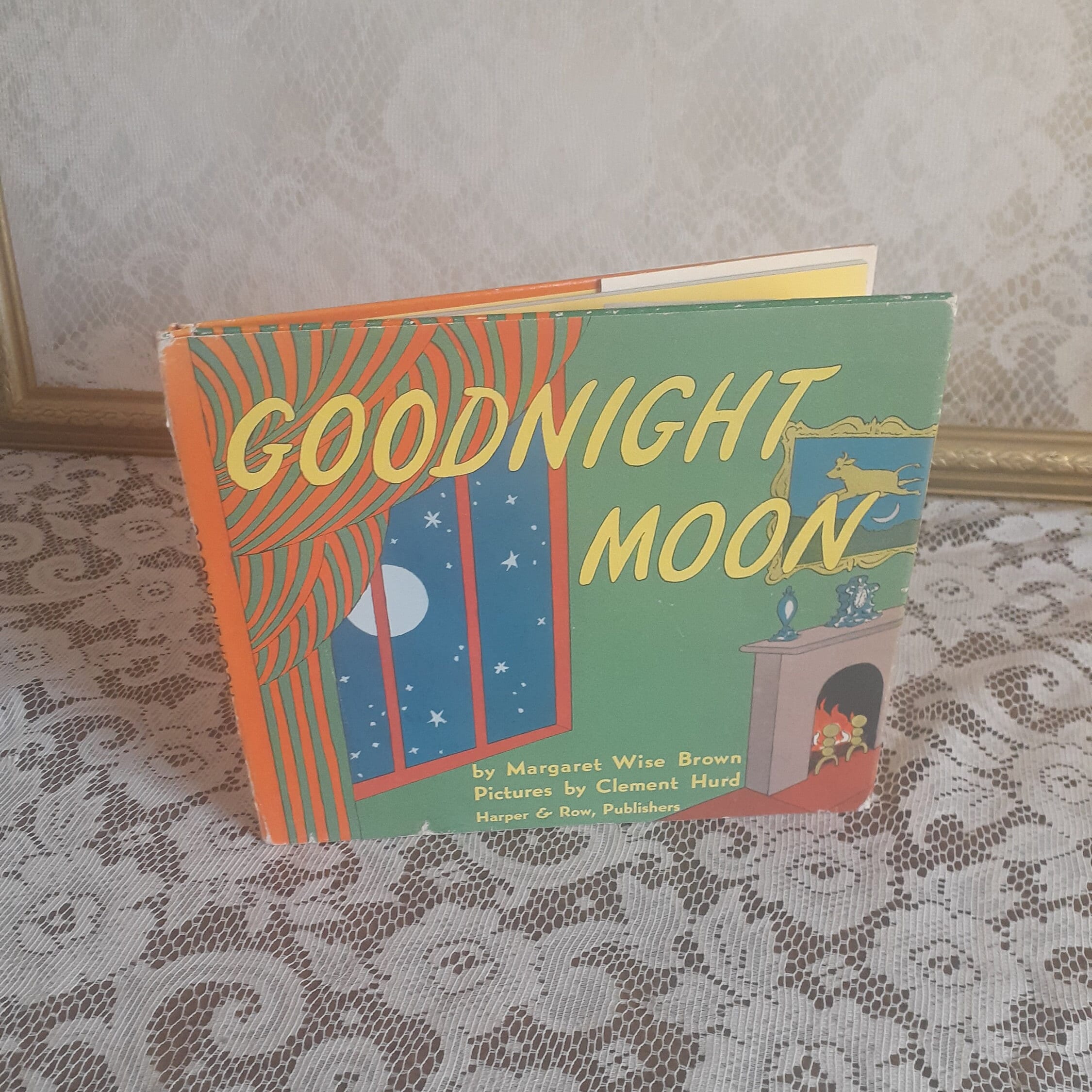 Vintage Goodnight Moon Book: 1960s Hardcover Edition - Etsy