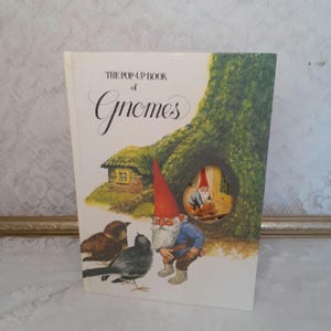 Vintage Gnomes Pop-Up Book: 1977 Hardcover Children&#39;s Novelty