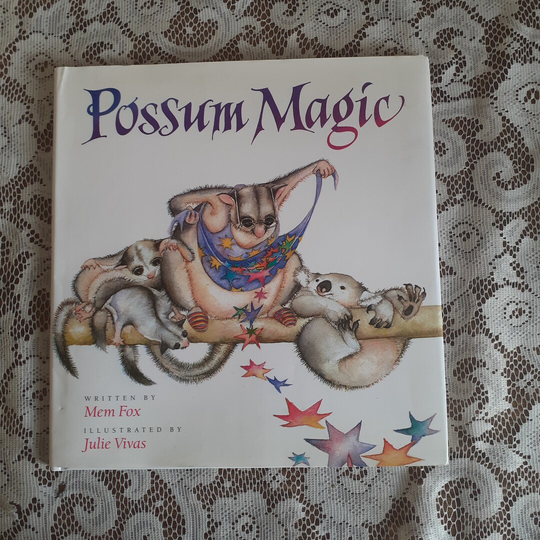 Possum Magic Book — Mem Fox, 1983 Vintage Hardcover, Julie