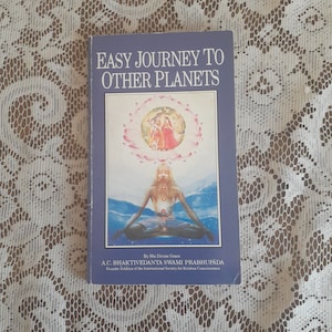 Vintage Vedic Space Travel Guide: Easy Journey to Other Planets, 1975 Paperback