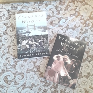 Vintage Virginia Woolf Paperback Set: Mrs. Dalloway & The Second Common Reader