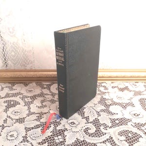 Vintage 1966 St. Joseph Sunday Missal: Catholic Hymnal & Prayer Book