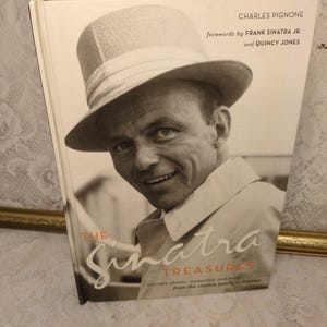 Frank Sinatra book, The Sinatra Treasures: Intimate Photos, Mementos and Music, Vintage 2004 Hardcover