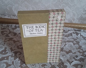 The Book of Tea by Okakura Kakuzo, Vintage 1995 Hardcover Book with Slip Cover