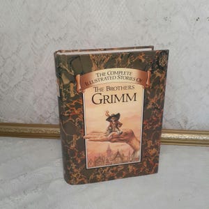 Vintage Brothers Grimm Fairy Tales: Illustrated Hardcover Classic
