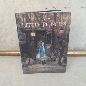 A Little Princess book, Frances Hodgson Burnett 1992 hardcover, vintage children’s classic, Graham Rust illustrations, collectible
