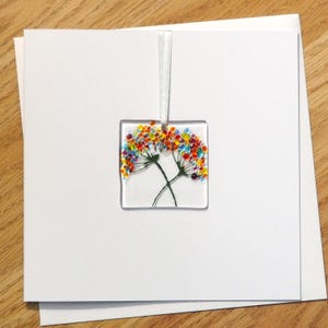 Carte de voeux fleurs couleurs arc-en-ciel - verre fusionné fait main - carte florale - carte d'anniversaire faite main avec oeuvre d'art en verre - décoration - EGC 1423