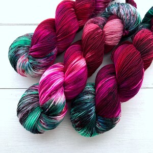 Christmas Jammies - Acoustic Sock Yarn - Handpainted Superwash Merino - 400 Yards