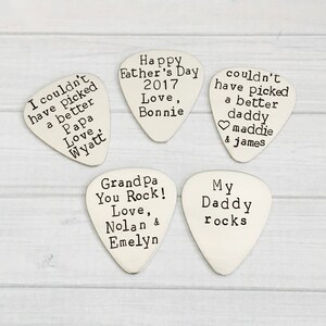 Personalized Guitar Pick, Guitar Pick, TOP SELLER, Music Gift, Groomsmen Gift, Music Teacher Gift, Father's Day Gift Bild 2