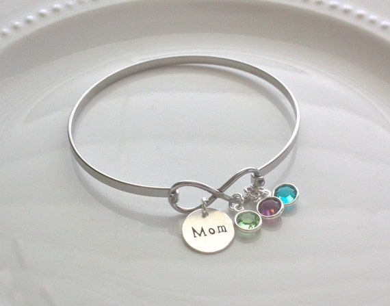 Mom Bracelet, Birthstone Bangle Bracelet, Mom Infinity Bracelet, Day Gift, Personalized Mom Jewelry, Gift for Mom