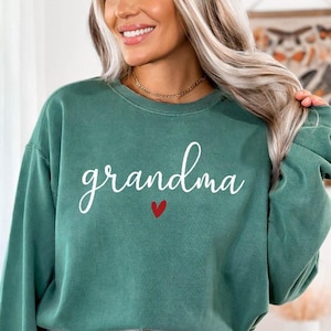 GRANDMA Sweatshirt , Grandma Heart Sweatshirt, Grandma Sweatshirt, Nana Sweatshirt, Mothers Day Sweat, Mother&#39;s Day Gift Sweat