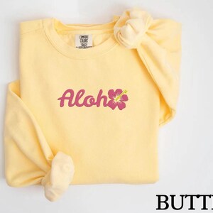 Embroidered Aloha Hawaii Sweatshirt, Hawaii Crewneck, Minimalist Sweatshirt, Hibiscus Sweatshirt, Aloha Hawaii Sweatshirt, Beach Vacation