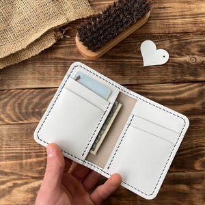 Porta carte fatto a mano in vera pelle bianca / regalo per lei