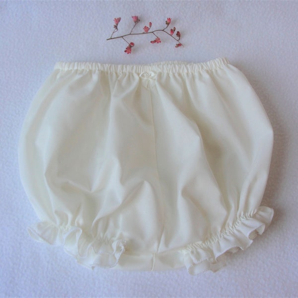 Baby bloomers,diaper cover, girl diaper cover,bloomers with ruffles, baby diaper cover, available in IVORY or WHITE sizes Newborn - 3T