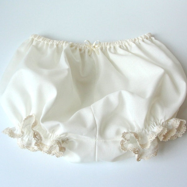 Baby bloomers,diaper cover, girl diaper cover,bloomers with lace, baby diaper cover White or Ivory size Newborn - 3T