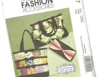 MCCALLS fashion accessories PATTERN M5897 artful offerings, karina hittle designs,  tote bag, smaller bag, makeup bag