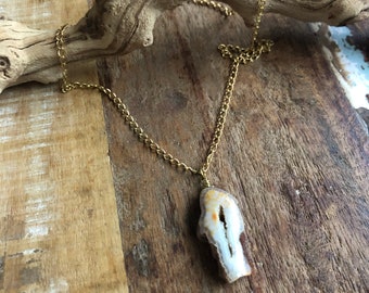 Agate and brass layering necklace