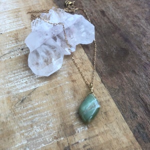 Chrysoprase and brass layering necklace