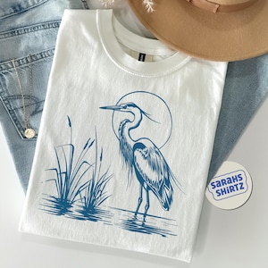 Graureiher Shirt, Linolschnitt Shirt, Vogel Liebhaber Shirt, Hippy Kleidung, Volkskunst, Linoldruck Design, Blauer Vogel Design, Vintage Vogel Druck