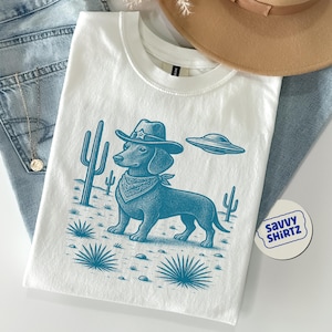 Dachshund & Poodle Vintage Western T-Shirt – Retro Cowboy Graphic Tee