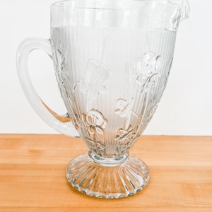 Vintage Jeanette Glass Iris and Herringbone Pitcher