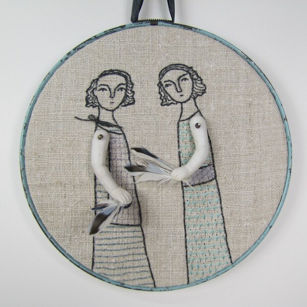 hand embroidery hoop art -finding feathers