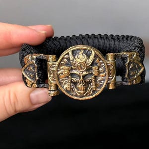 Black Paracord Bracelet with Samurai Clasp, Handmade Men’s Bracelet with Bronze Closure, Custom Wristband, Japanese Style Wristband