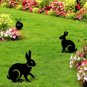 Animal Garden Marker Rabbit Garden Decor Set Metal Yard Bunny Silhouettes Outdoor Lawn Ornaments Gift for Garden Lovers Rustic Rabbit Decor