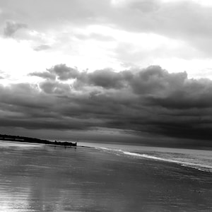 Schwarz-weiß Grußkarte mit Originalfotos von meinen Reisen rund um die Küste von Norfolk. eine einzelne Karte.