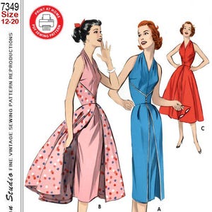 Pode incluir: Uma ilustração de molde de costura numerada 7349, tamanho 12-20, apresentando três variações de um vestido frente única sem mangas. O estilo A é azul sólido, o B é rosa com uma sobreposição de bolinhas e o C é vermelho sólido. Texto: Farfalla Design Studio.