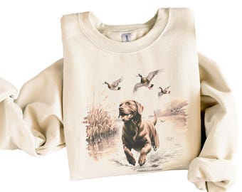 Sudadera retro de labrador negro con patos silvestres - Traje vintage de caza de labrador retriever de los años 90 - Sudadera unisex de cuello redondo estilo bohemio