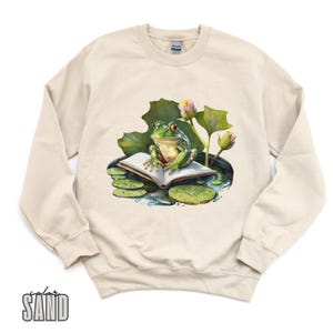 Reading Sweatshirt, Frog lover gift, Western Frog Shirt, Meme Shirt, Cool Shirt, Cute Animal Shirt, Trendy Shirt, Funny Frog Shirtlogo