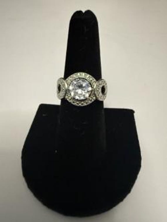 Statement Ring with central clear stone - Size 7 - image 1