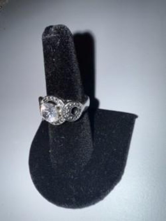 Statement Ring with central clear stone - Size 7 - image 3