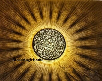 Moroccan Brass Wall Sconce – Hand Engraved Luxury Wall Light Fixture, Handmade Vintage Islamic Wall Lamp, Warm Ambient Home Decor Lighting