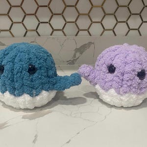 Customizable Chunky Hand-knit MINI Whale Plushy