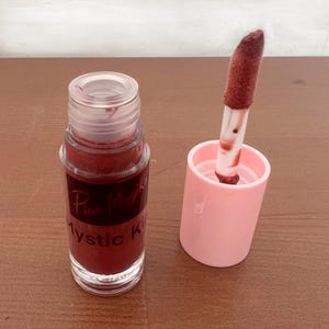 Natural Lip Gloss with Lip Plumper – Mystic Kiss – Moisturizing, High-Shine, Long-Lasting, Hydrating Gloss in Multiple Colors | Vegan