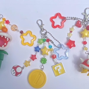 Nintendo Super Mario Bros Symbol inspirierte / thematische Perlen Schlüsselanhänger | Super Mario Bros-Symbole | Handgemachter Taschen-, Geldbeutel- und Rucksackanhänger, Geschenkidee