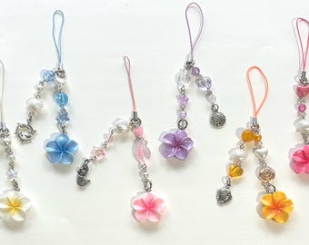 Colgantes para teléfono con temática de hibisco tropical / Colgantes para bolsos, carteras, cámaras y teléfonos hechos a mano con cuentas; idea para regalo
