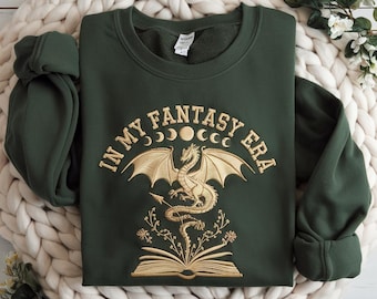 Bluza z haftem „W mojej erze fantasy”, sweter dla czytelnika fantasy, sweter dla miłośnika książek, koszula z motywem książek, koszula z motywem fantasy, koszula z motywem czwartego skrzydła