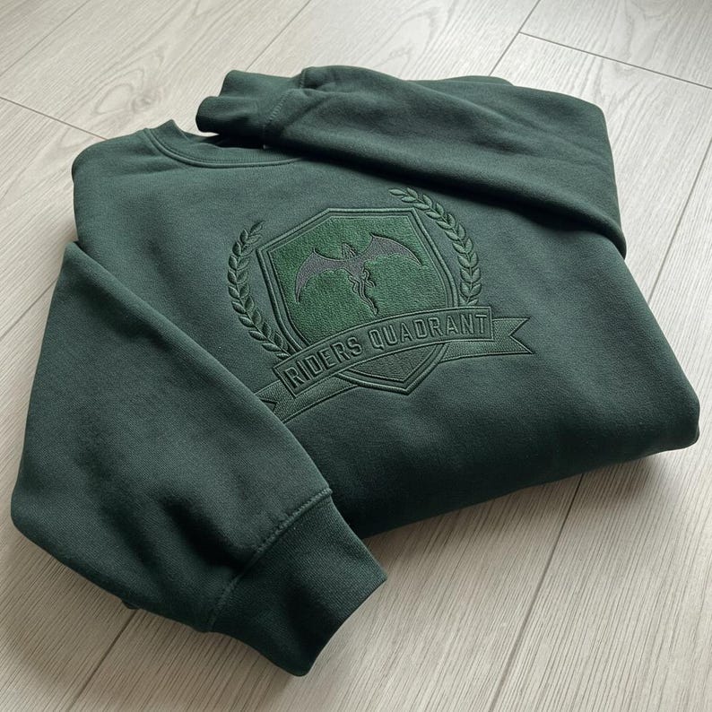 Embroidered Tone on Tone Ridered Quadrant Sweatshirt, Basgiath War Collage Shirt, Fourth Wing Shirt, Violet Sorrengail, Fantasy Book Dragon Forest Green