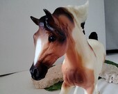 Vintage Breyer Classic HORSE Breyer Horse Tri-color Paint running with Pretty on sweet face with expressive eyes and blaze