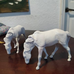 I paint YOUR horse on these white models great remembrance of your LOVED horse onto blank vintage Breyer horse models see all photo