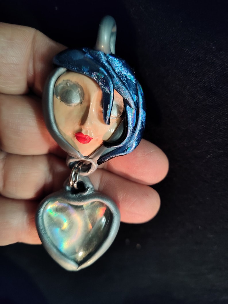 Pretty ARTISTIC Heart Great Gift Art to wear handmade jewelry serenity pretty face LOVE Pendant Necklace Speaks of LOVE