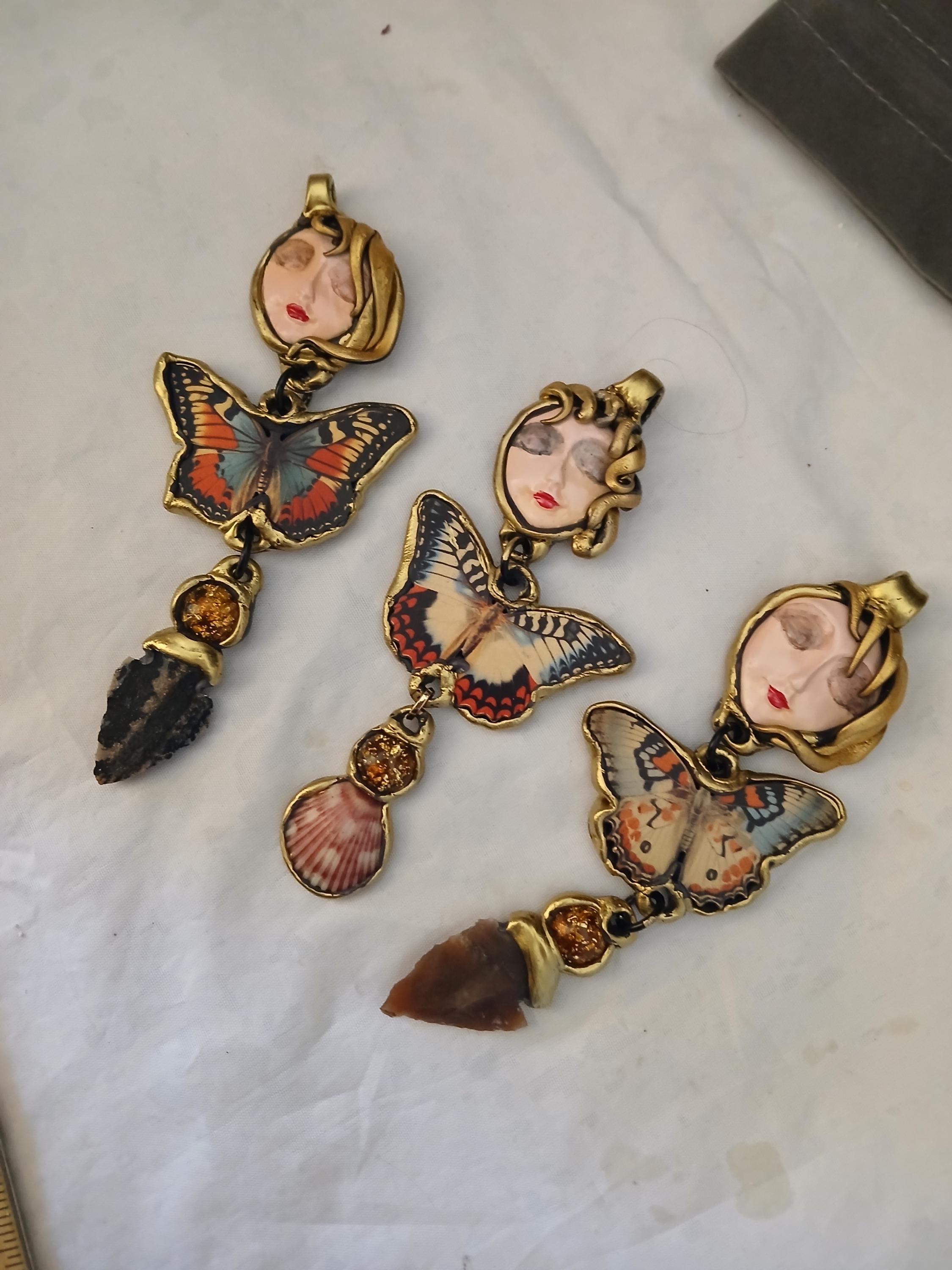 Grace and Frankie Necklace