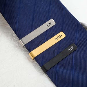 Personalized Groomsmen Tie Clip,Custom Initials Engraved Tie Clip,Unique Tie Bar Acessories,Wedding Gift for Him,Father&#39;s Day Gift