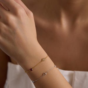 Dainty Birthstone Bracelet - Multiple Family Birthstone Bracelet - 14k Gold, Sterling - Minimalist Gemstone Chain Bracelet - Gift for Women