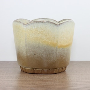 Frankoma 37 Scallop Rim Planter